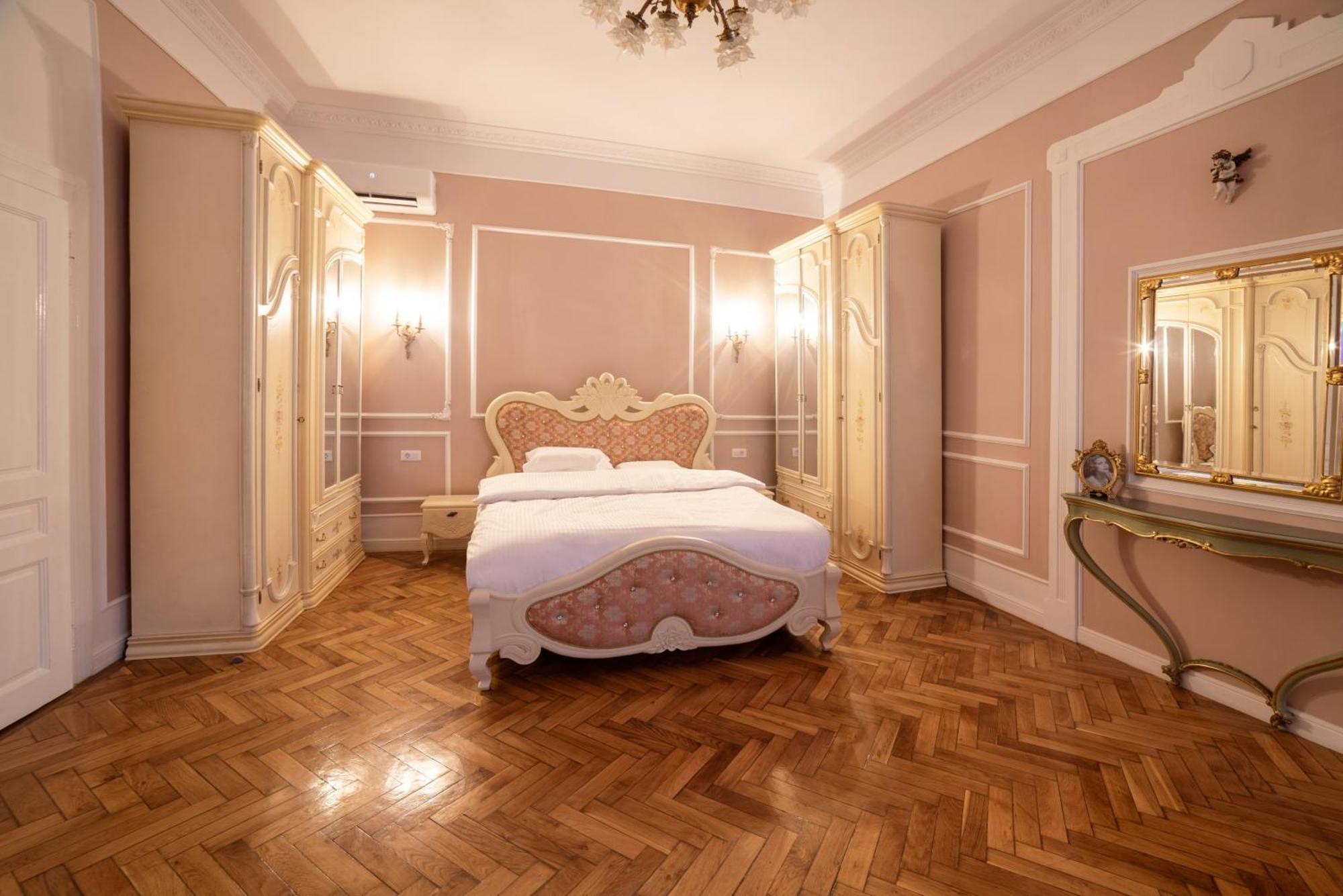 Aesthetic Pleasure - Central Downtown Apartments Oradea Luaran gambar